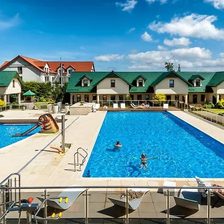 Domki Apartamentowe Fulay Resort *
