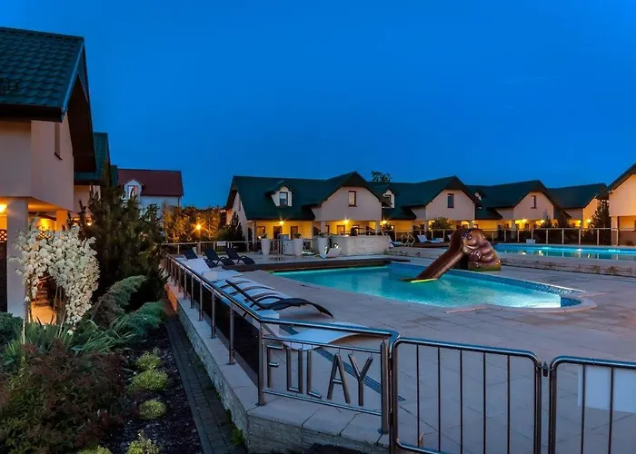 Domki Apartamentowe Fulay Resort Karwia