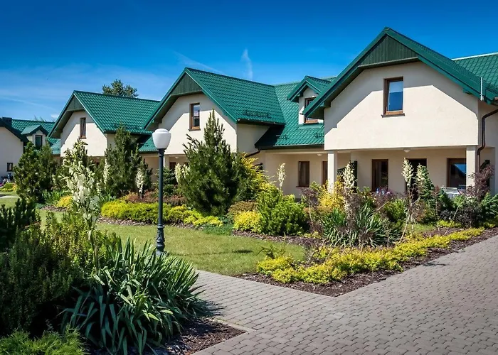 Domki Apartamentowe Fulay Resort Karwia